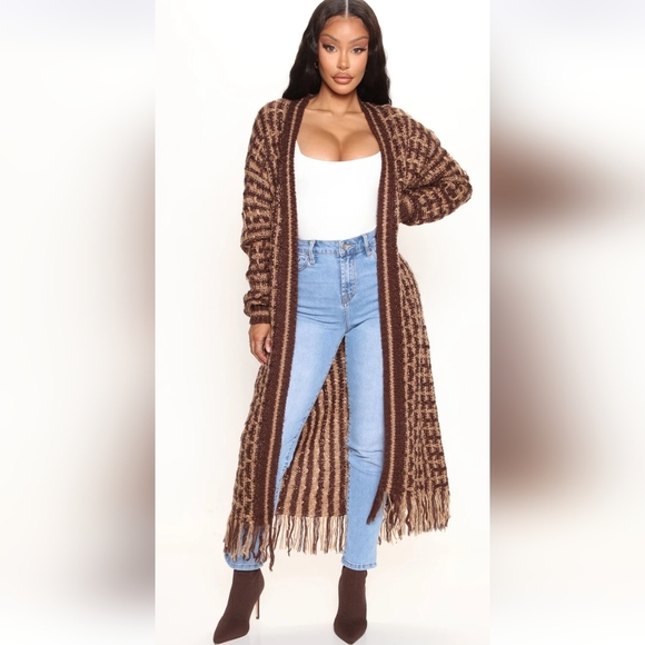 Fashion Nova Paint The Skies Patterned Fringe Cardigan Size L - Picture 5 of 6